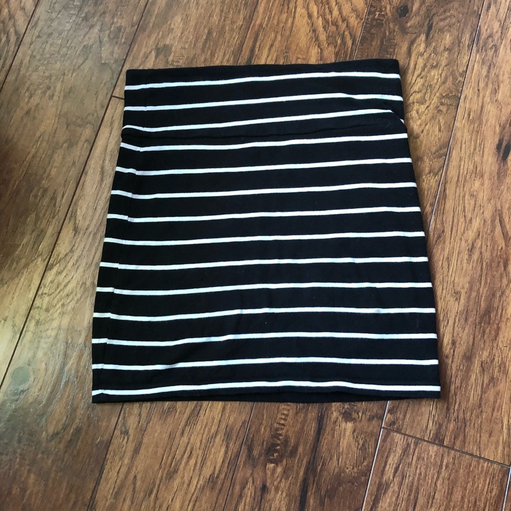 STRIPED PENCIL SKIRT